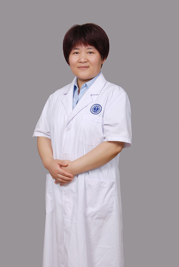 梁传新